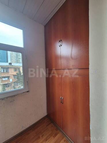 Satılır 3 otaqlı köhnə tikili 80 m², 28 May m., photo 12 from 14