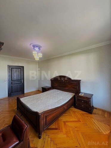 Satılır 3 otaqlı köhnə tikili 70 m², İnşaatçılar m., photo 8 from 16