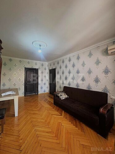 Satılır 3 otaqlı köhnə tikili 70 m², İnşaatçılar m., photo 5 from 16