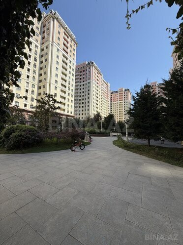 Satılır 2 otaqlı yeni tikili 68 m², İnşaatçılar m., photo 1 from 11