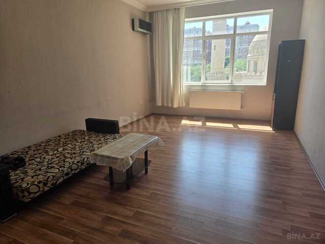 Сдаётся 2-комн. новостройка 100 м², м. Низами, photo 4 from 7