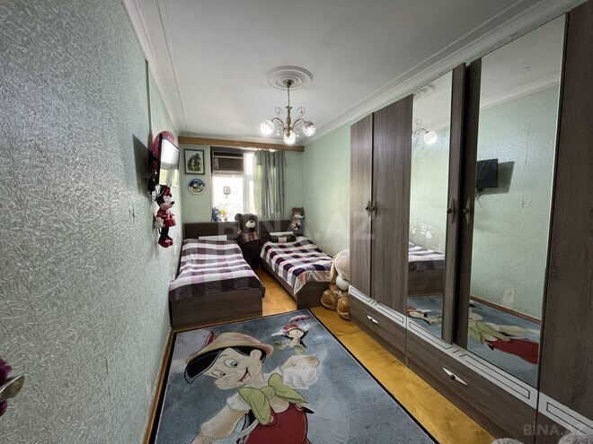 Satılır 3 otaqlı köhnə tikili 75 m², Bayıl q., photo 7 from 17