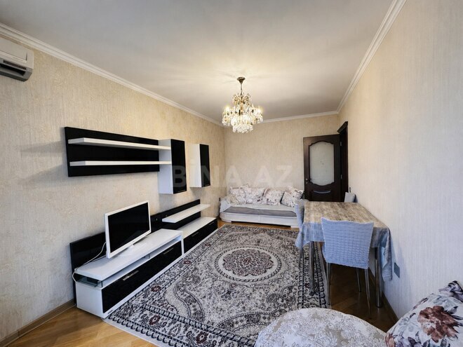 Продаётся 3-комн. вторичка 75 м², м. Низами, photo 3 from 14