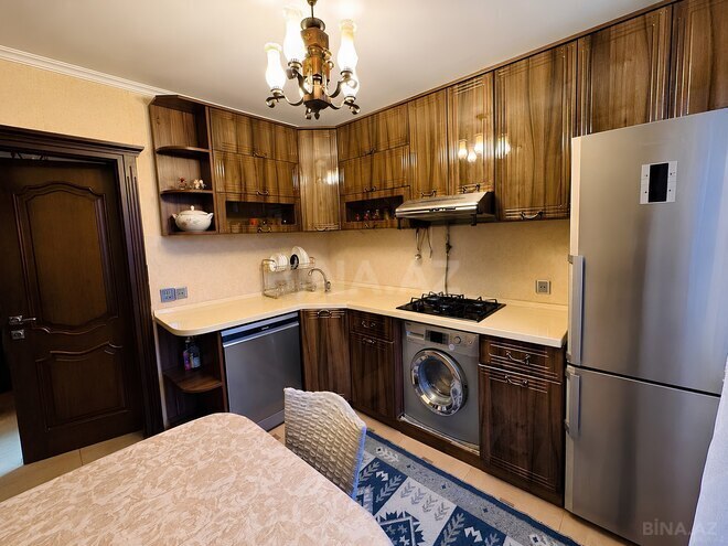 Продаётся 3-комн. вторичка 75 м², м. Низами, photo 11 from 14