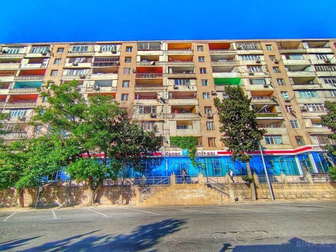 Satılır 2 otaqlı köhnə tikili 65 m², Neftçilər m., photo 1 from 11