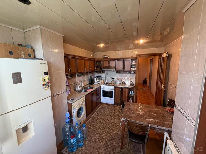 Satılır 4 otaqlı köhnə tikili 110 m², Azadlıq Prospekti m., photo 7 from 16