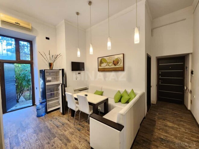 İcarəyə verilir 2 otaqlı köhnə tikili 80 m², Yasamal r., photo 10 from 17