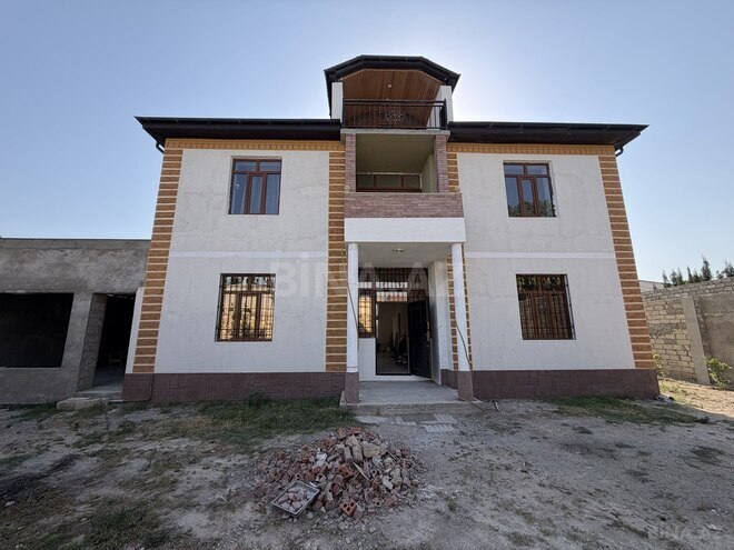 Продаётся 7-комн. дом/дача 300 м², пос. Бильгях, photo 1 from 32