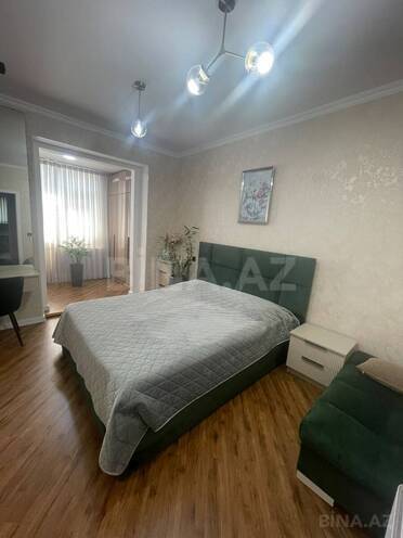 Продаётся 3-комн. вторичка 75 м², м. Иншаатчылар, photo 4 from 13