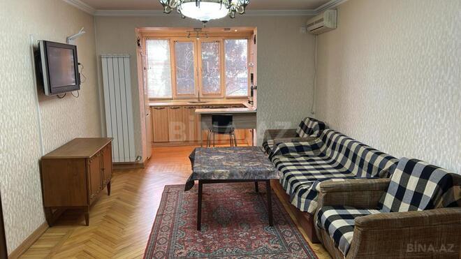 İcarəyə verilir 3 otaqlı köhnə tikili 70 m², Elmlər Akademiyası m., photo 1 from 9