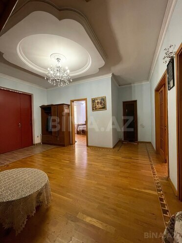 Satılır 7 otaqlı həyət evi/bağ evi 220 m², Bakıxanov q., photo 16 from 32