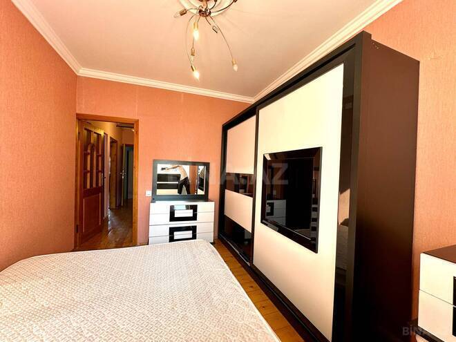 Продаётся 3-комн. вторичка 55 м², м. Ази Асланов, photo 4 from 18
