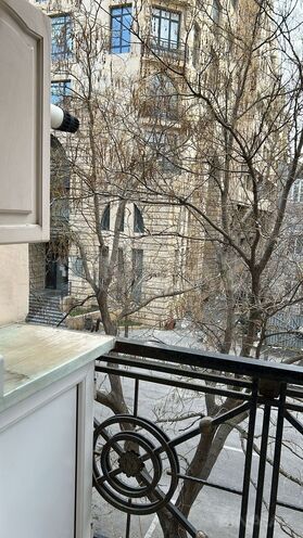 Сдаётся 3-комн. вторичка 85 м², м. Элмляр Академиясы, photo 11 from 13