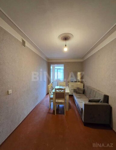 Продаётся 2-комн. вторичка 40 м², м. Халглар Достлугу, photo 1 from 13