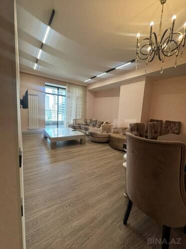 Сдаётся 4-комн. новостройка 178 м², м. 8 ноября, photo 4 from 17