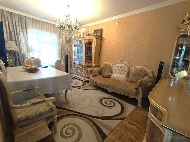 Продаётся 2-комн. вторичка 63 м², м. Гянджлик, photo 1 from 18
