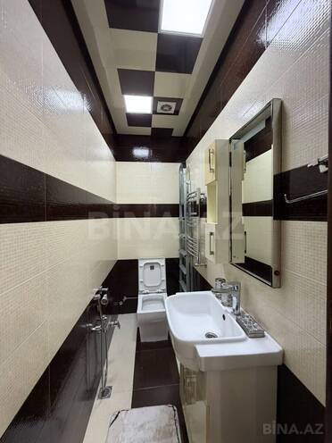Сдаётся 3-комн. новостройка 135 м², м. Низами, photo 14 from 16