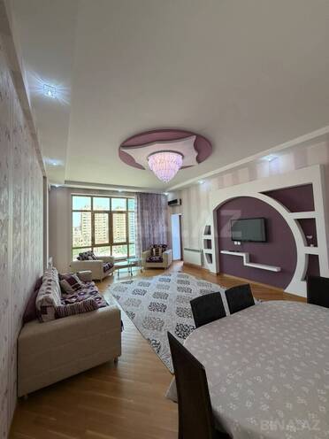 Сдаётся 3-комн. новостройка 135 м², м. Низами, photo 3 from 16