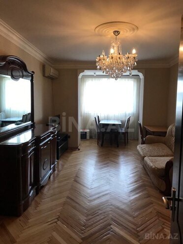 Сдаётся 3-комн. вторичка 75 м², Насиминский  р., photo 3 from 11