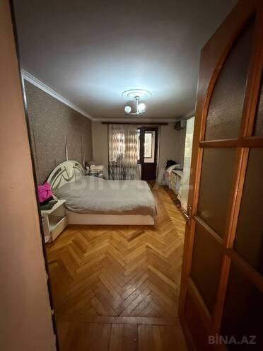 Продаётся 3-комн. вторичка 62 м², м. Иншаатчылар, photo 5 from 18