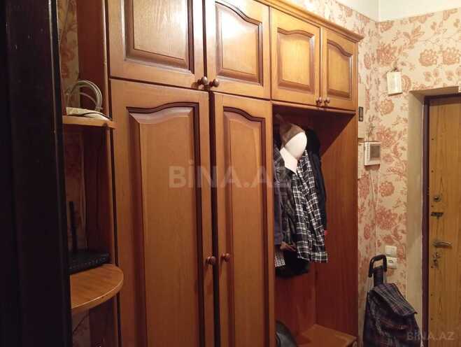 Продаётся 2-комн. вторичка 55 м², м. Иншаатчылар, photo 4 from 17