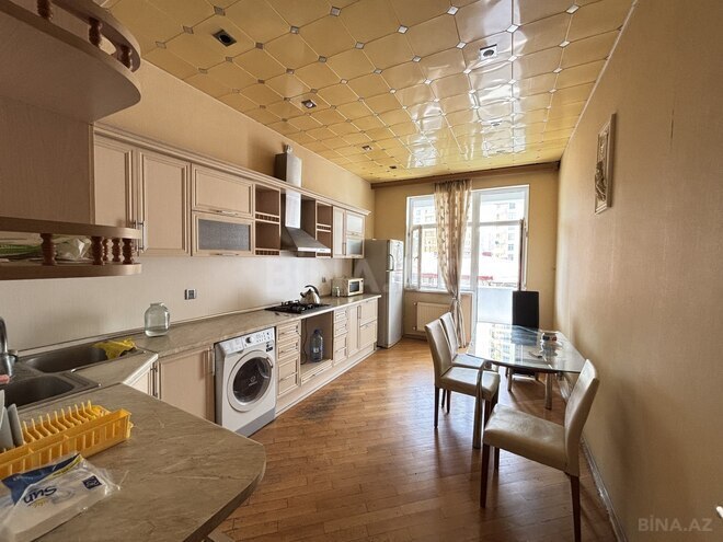 Сдаётся 2-комн. новостройка 110 м², м. Низами, photo 8 from 15