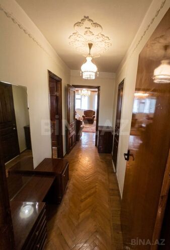 Satılır 4 otaqlı köhnə tikili 120 m², Gənclik m., photo 7 from 12