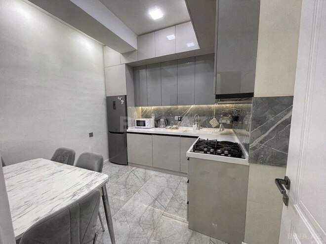 Сдаётся 3-комн. новостройка 90 м², м. Гянджлик, photo 6 from 19