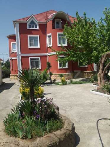 Satılır 11 otaqlı həyət evi/bağ evi 380 m², Novxanı q., photo 1 from 25