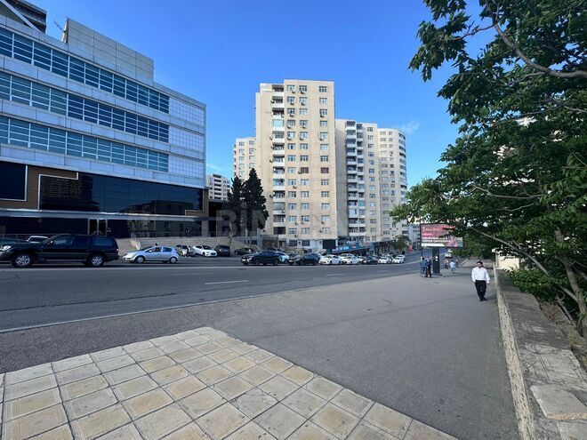 Satılır 3 otaqlı köhnə tikili 76 m², Elmlər Akademiyası m., photo 12 from 19