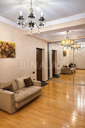 Satılır 4 otaqlı yeni tikili 210 m², 28 May m., photo 10 from 15