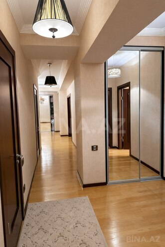 Satılır 4 otaqlı yeni tikili 210 m², 28 May m., photo 12 from 15