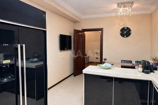 Satılır 4 otaqlı yeni tikili 210 m², 28 May m., photo 6 from 15