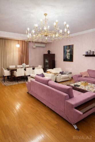Satılır 4 otaqlı yeni tikili 210 m², 28 May m., photo 3 from 15