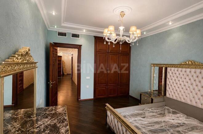 Сдаётся 3-комн. новостройка 130 м², м. Низами, photo 8 from 12