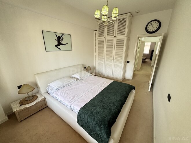 Сдаётся 3-комн. новостройка 130 м², м. Нариман Нариманов, photo 1 from 18