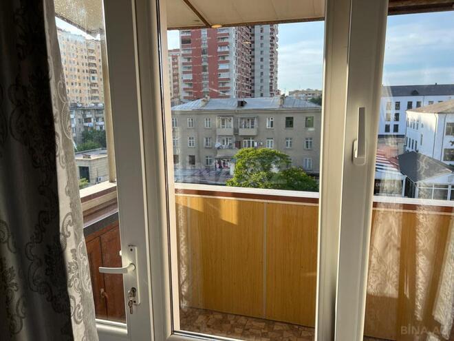 İcarəyə verilir 3 otaqlı köhnə tikili 70 m², Gənclik m., photo 10 from 13