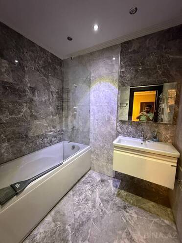 Сдаётся 3-комн. новостройка 130 м², м. Гянджлик, photo 8 from 11
