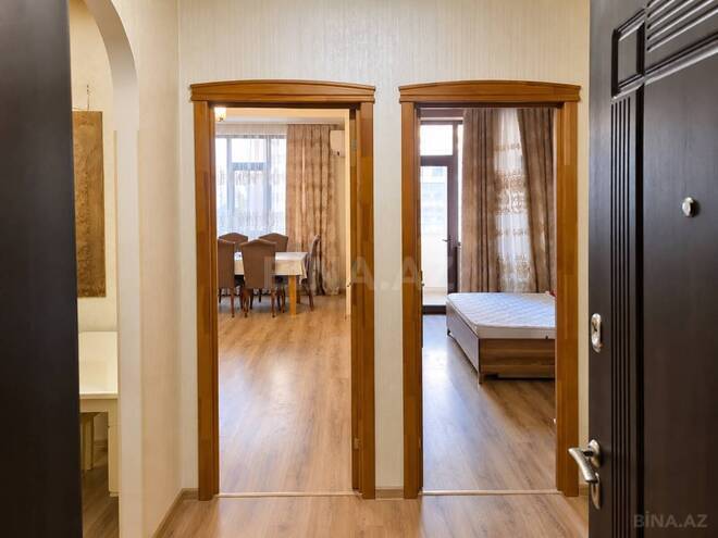 Сдаётся 2-комн. новостройка 70 м², Насиминский  р., photo 3 from 8