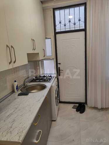 Satılır 2 otaqlı köhnə tikili 40 m², Nizami m., photo 13 from 25