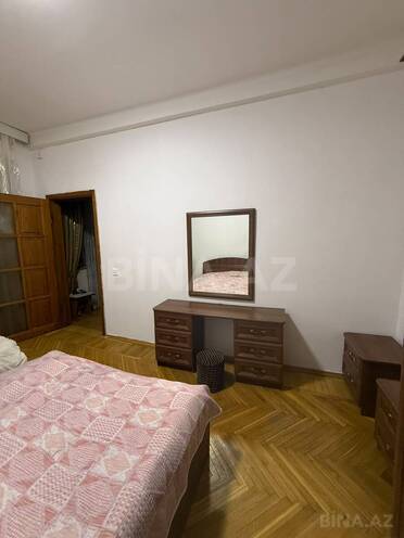 İcarəyə verilir 2 otaqlı köhnə tikili 60 m², 28 May m., photo 11 from 17