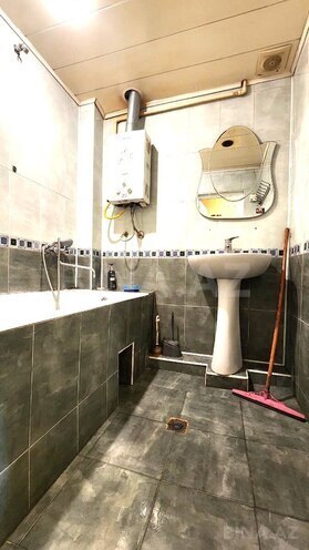 Satılır 3 otaqlı köhnə tikili 100 m², Xalqlar Dostluğu m., photo 4 from 13