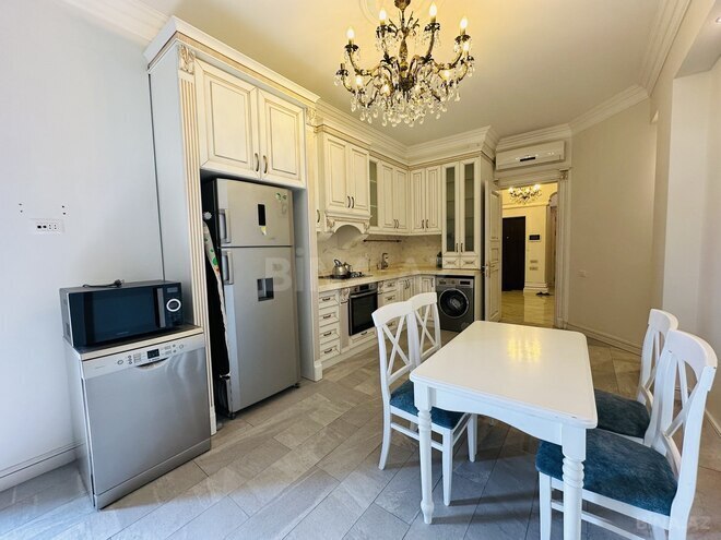 İcarəyə verilir 4 otaqlı yeni tikili 220 m², Nizami m., photo 20 from 29