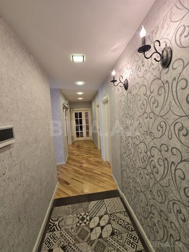 Satılır 5 otaqlı köhnə tikili 120 m², Həzi Aslanov m., photo 1 from 17