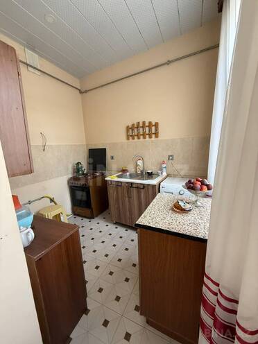 İcarəyə verilir 2 otaqlı köhnə tikili 60 m², 28 May m., photo 6 from 11