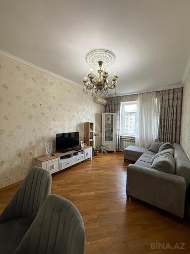 Продаётся 3-комн. вторичка 80 м², м. Ази Асланов, photo 4 from 20