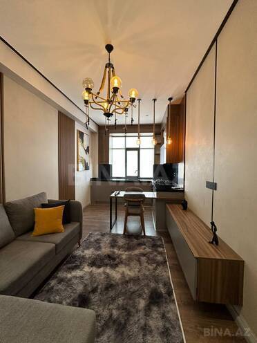 Продаётся 2-комн. новостройка 46 м², м. Кара Караев, photo 1 from 13