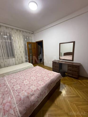 İcarəyə verilir 2 otaqlı köhnə tikili 65 m², 28 May m., photo 6 from 13