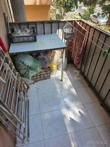 Satılır 1 otaqlı köhnə tikili 30 m², İnşaatçılar m., photo 10 from 12