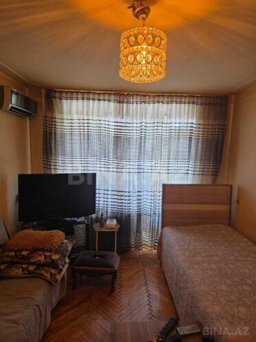 Satılır 1 otaqlı köhnə tikili 30 m², İnşaatçılar m., photo 4 from 12